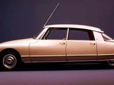 DS Automobiles celebra los 50 años de su icónico modelo SM